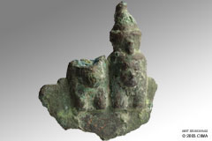 Aegis of Tefnut and a king, N.K.