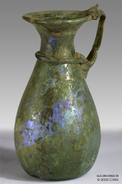 Iridescent olpe, Roman, 100-300 AD