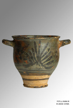 Pottery skyphos, palm motif, 575-550 BC 